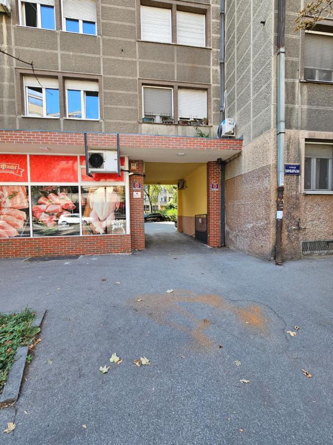 Booking Apartments Alone 1 Belgrado Esterno foto