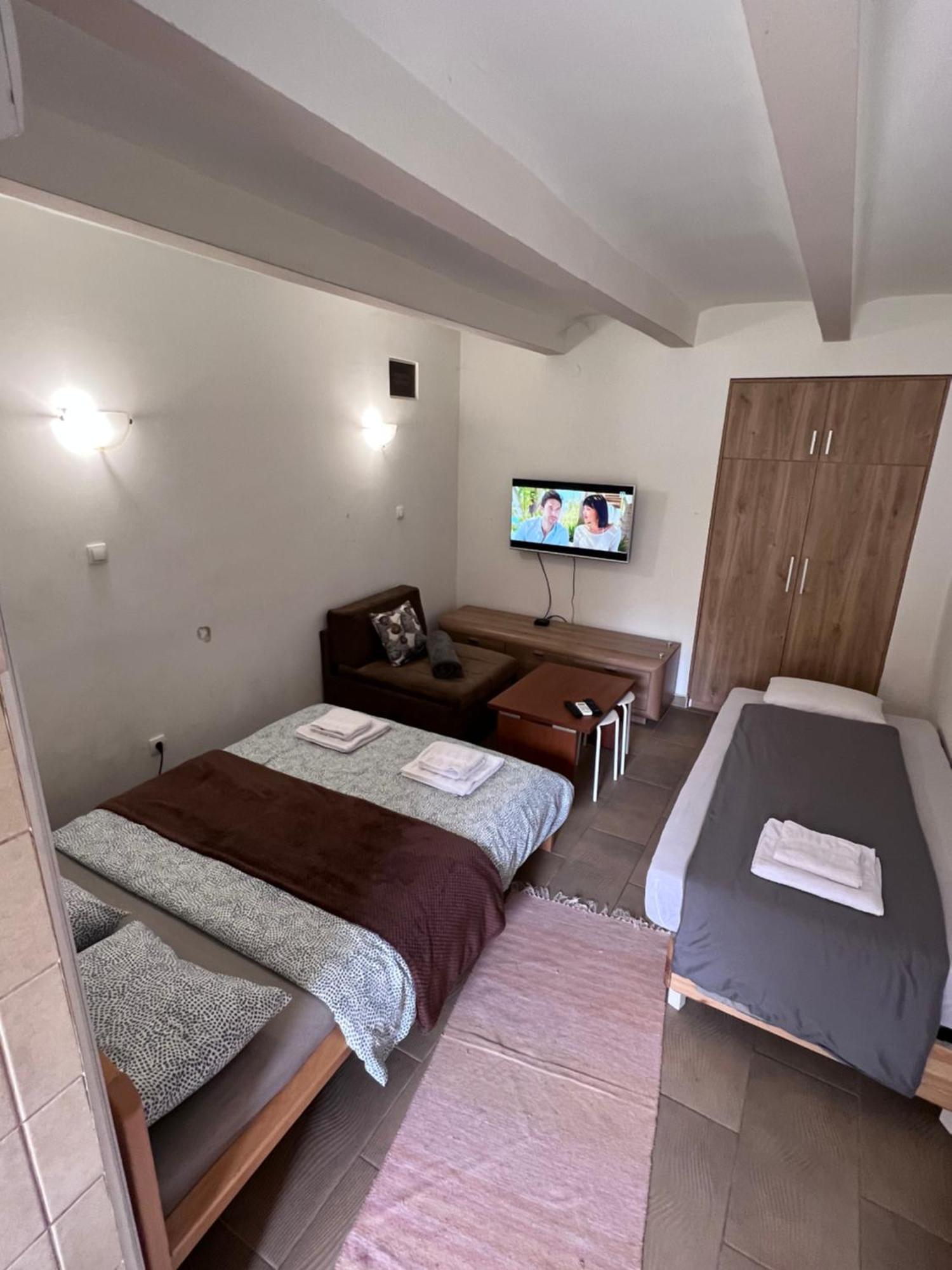 Booking Apartments Alone 1 Belgrado Esterno foto